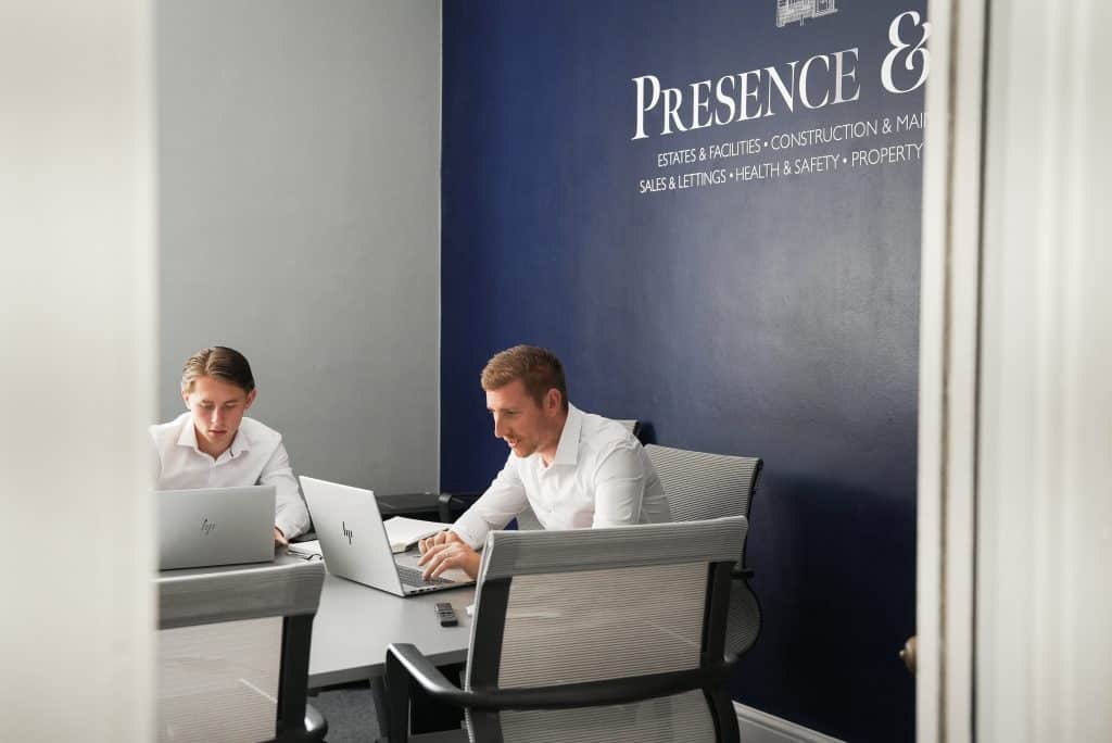 maintenane team at presence and co organising schedules